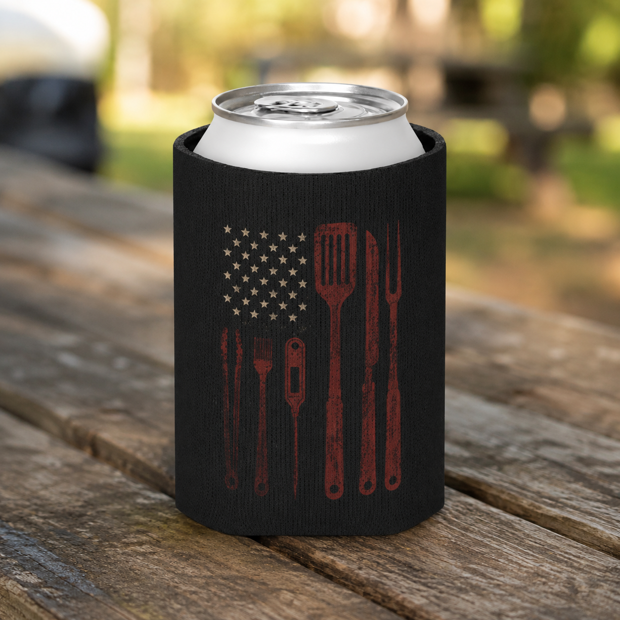 BBQ Tools Flag Can Cooler – Patriotic Grilling Beverage Koozie